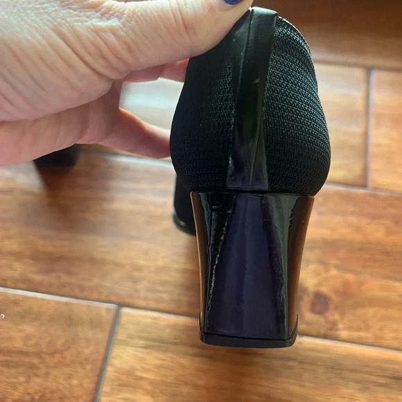 Vintage Stuart Weitzman Black Sq Toe Block Heel Pump Size 7 - Picture 5 of 15